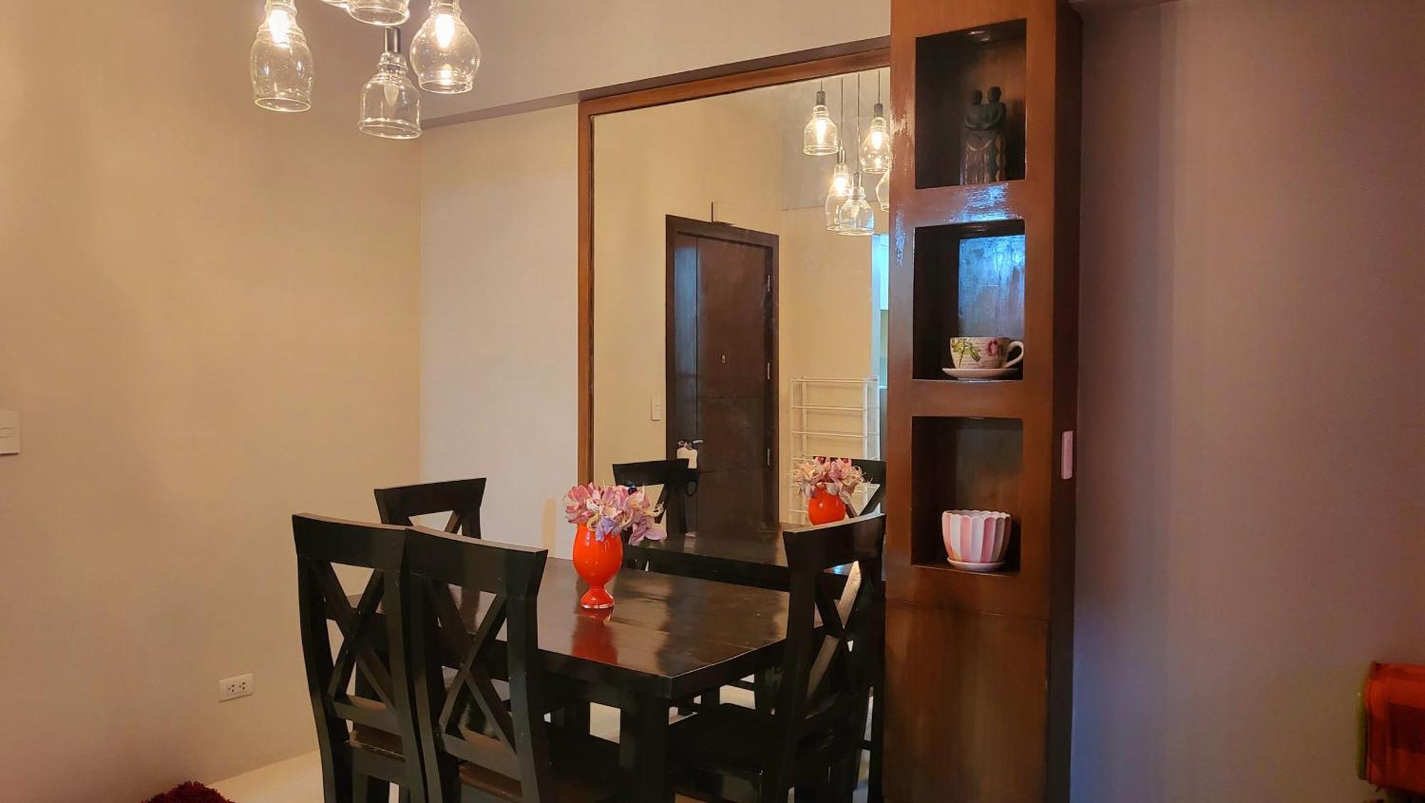 One Palm Tree Villas Condominium - Studio 10O With Balcony - Across Terminal 3 Airport Manille Extérieur photo